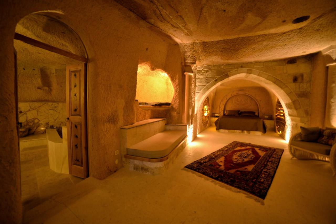 Crassus Cave Hotel อูร์กุบ ภายนอก รูปภาพ