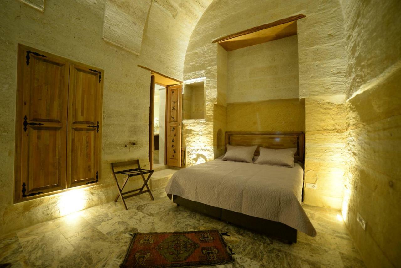 Crassus Cave Hotel อูร์กุบ ภายนอก รูปภาพ
