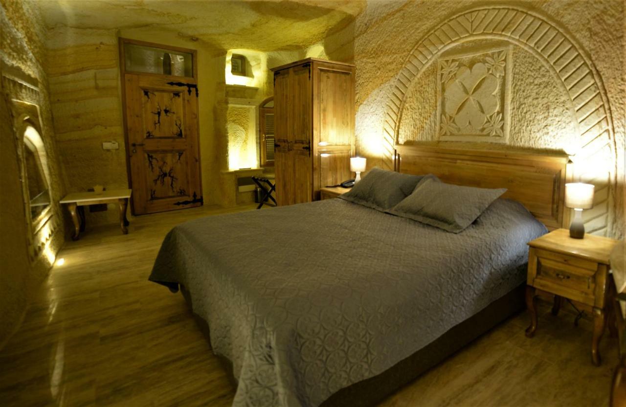 Crassus Cave Hotel อูร์กุบ ภายนอก รูปภาพ