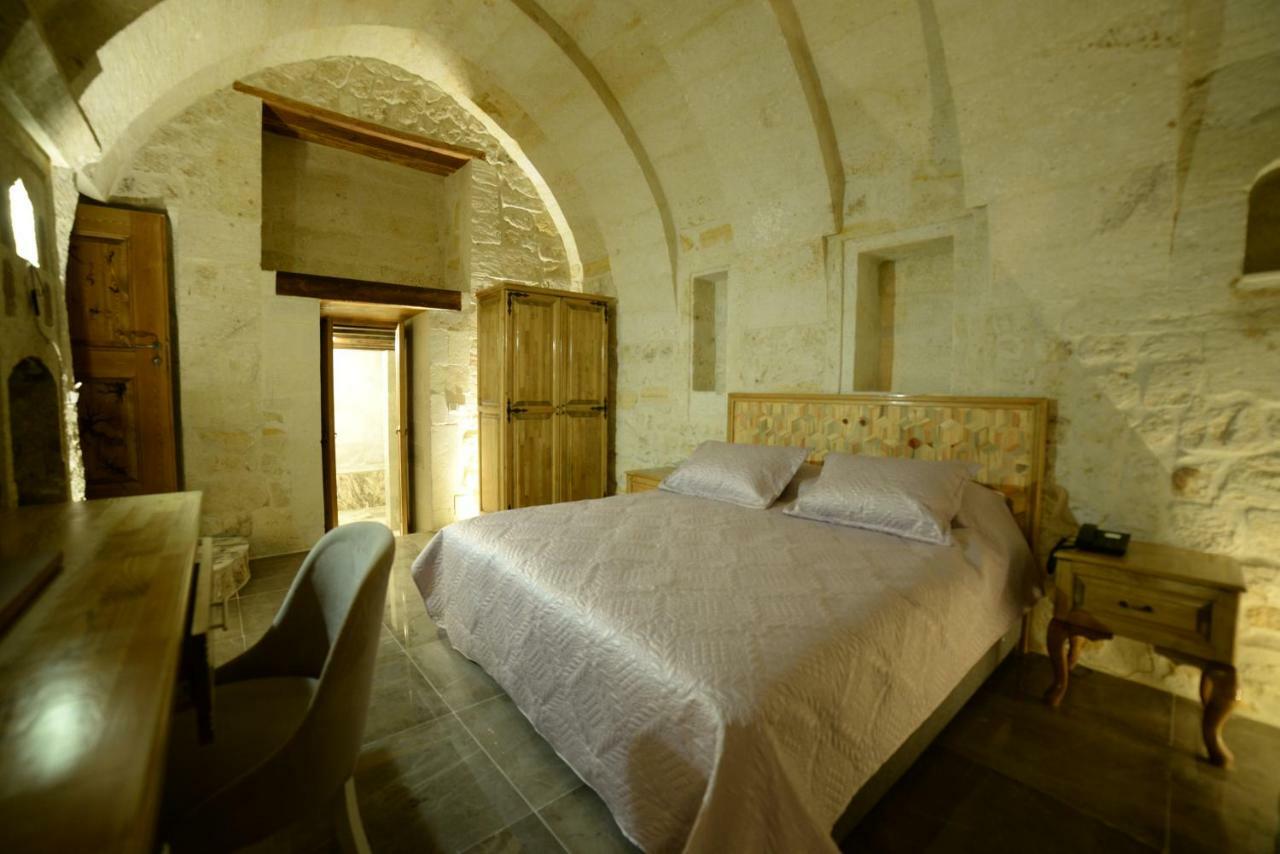 Crassus Cave Hotel อูร์กุบ ภายนอก รูปภาพ
