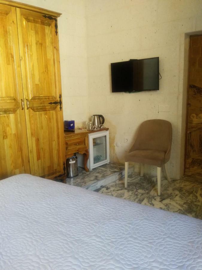 Crassus Cave Hotel อูร์กุบ ภายนอก รูปภาพ