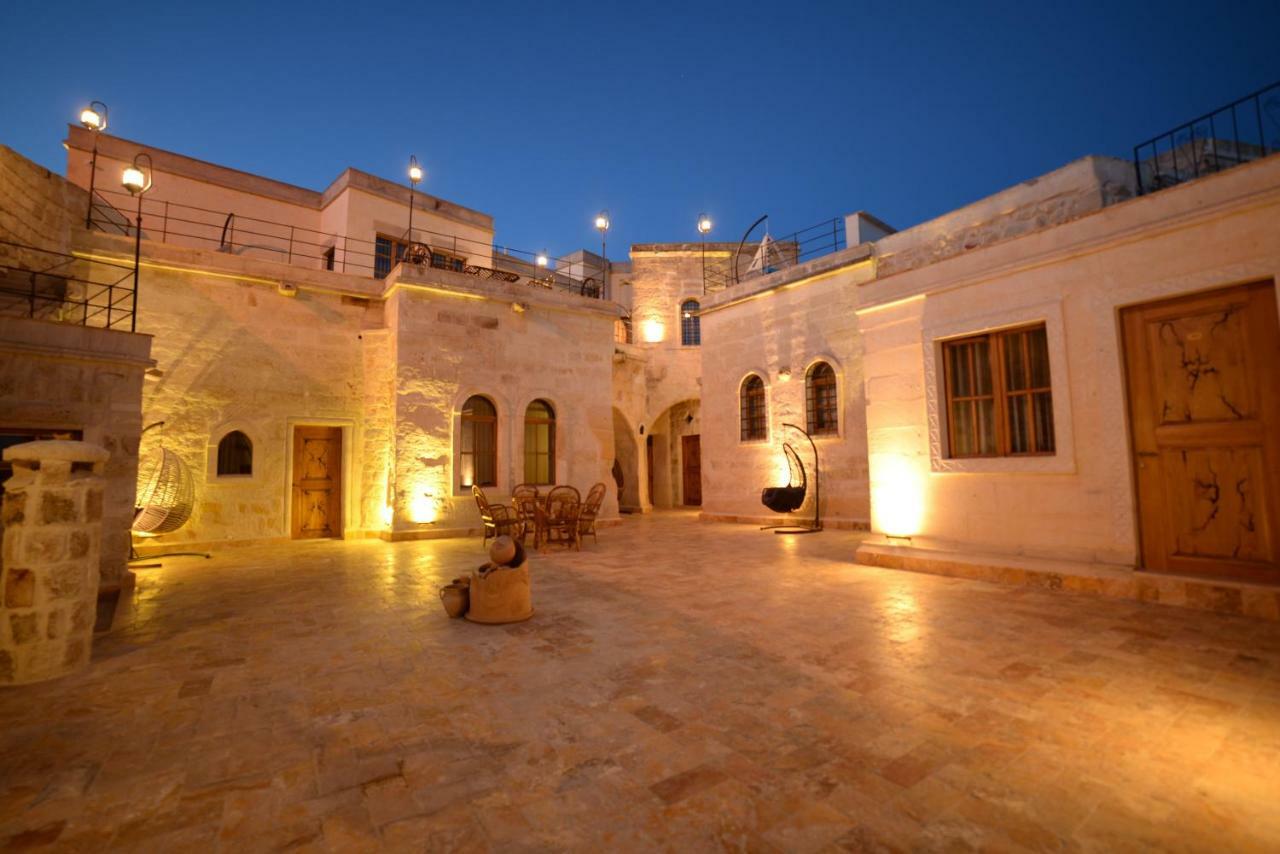 Crassus Cave Hotel อูร์กุบ ภายนอก รูปภาพ